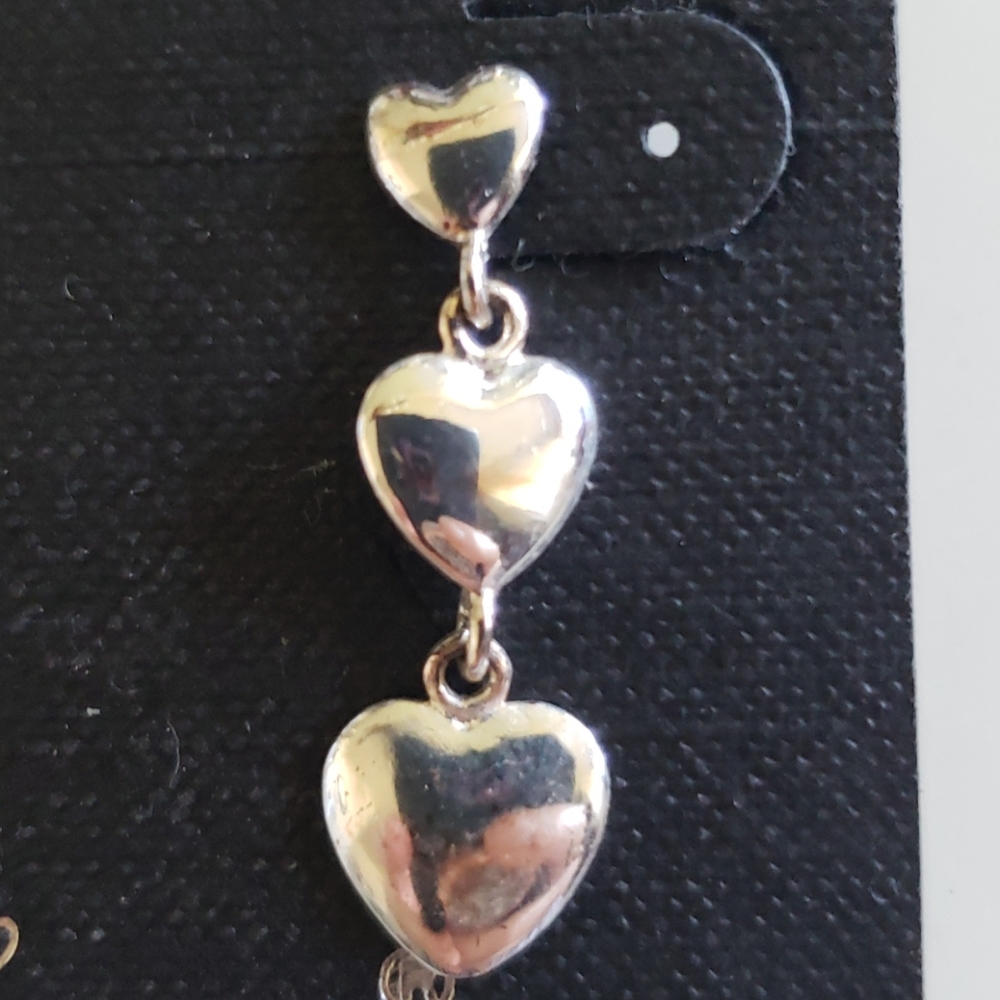EARRING - Picture 3 of 6